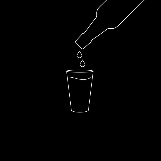 <h4>Fill it with your favorite water</h4>